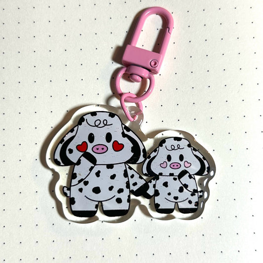 Amor y Moo Keychain